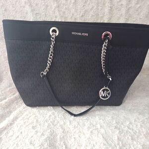 Michael Kors Tote With Signature Logo And Matching Wallet